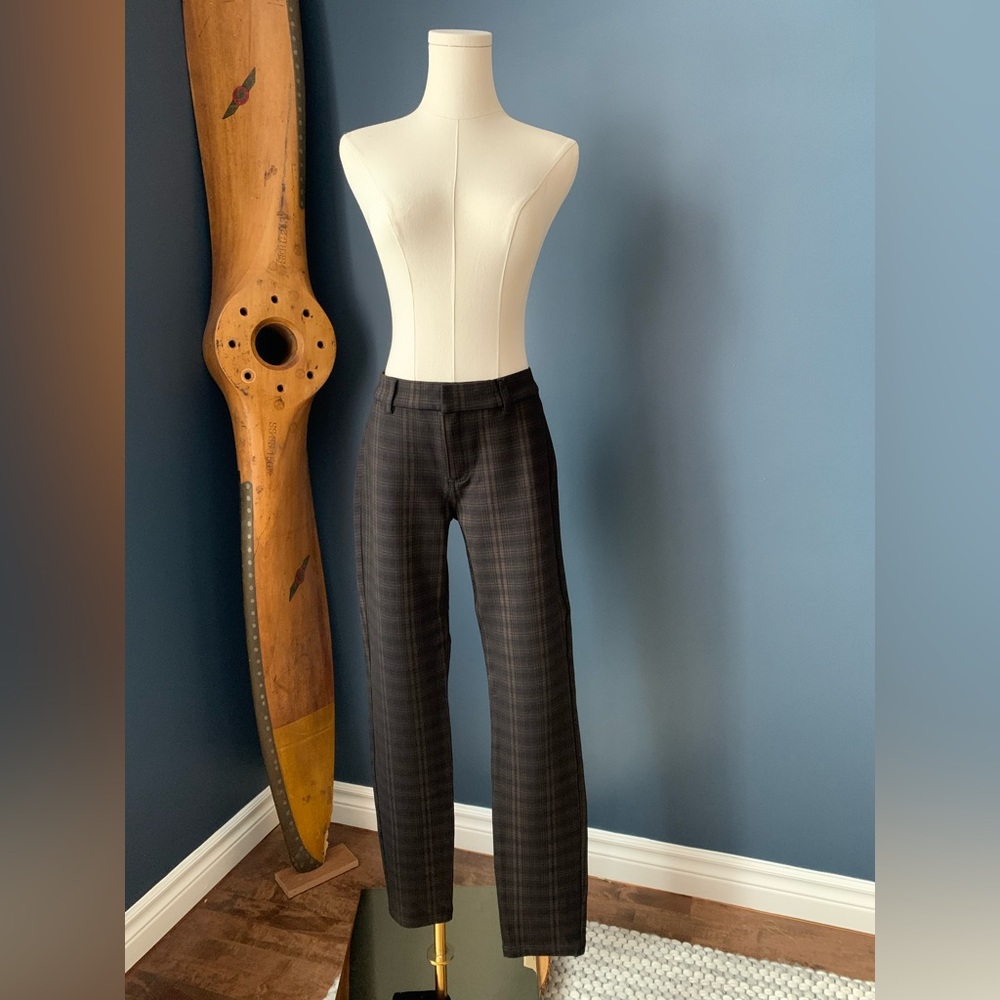 Kut from the Kloth pants. Size 8